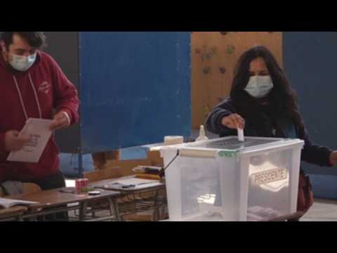 Chilean voters head to polls to vote in presidential primaries