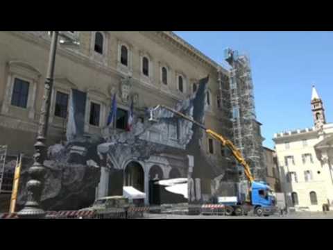 French artist slices open a Renaissance palace in Rome