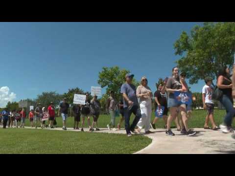 March in Parkland, Florida to demand action on US gun violence