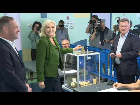 French parliament vote: Marine Le Pen votes in Henin-Beaumont