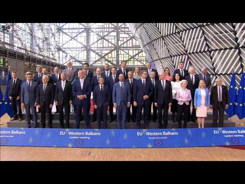 Leaders pose for family photo at EU-Western Balkans Summit in Brussels