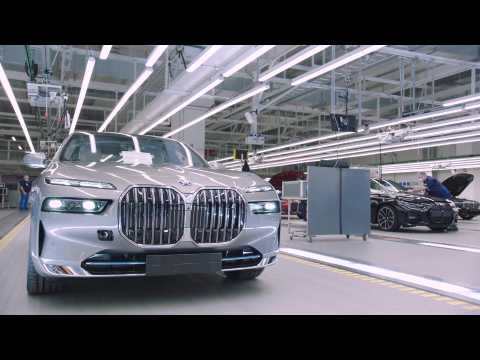 Production of the all-new BMW 7 Series at BMW Group Plant Dingolfing - Assembly