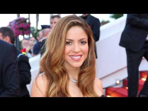 VIDEO : Shakira a-t-elle retrouv l?amour ? L?ex de Gerard Piqu photographie en bonne compagnie