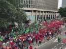Manifestation nationale: le cortège rouge et vert s'est élancé en direction du botanique