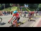 Tour de France dans l'Audomarois : le passage des coureurs sur le boulevard Vauban à Saint-Omer