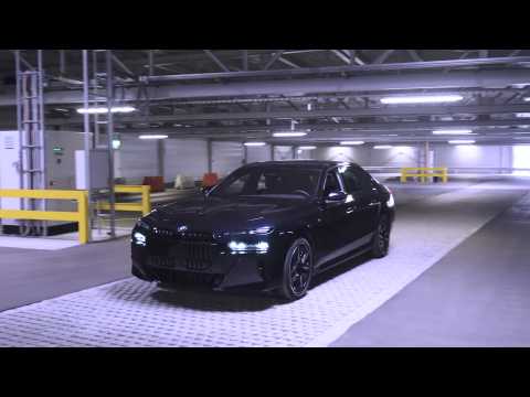 Production of the all-new BMW 7 Series at BMW Group Plant Dingolfing - Automated driving in the plant