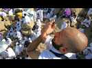 Des fidèles musulmans prient sur le mont Arafat, point culminant du hajj