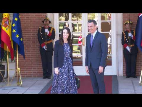 Pedro Sanchez welcomes New Zeland PM Jacinda Ardern ahead of NATO summit