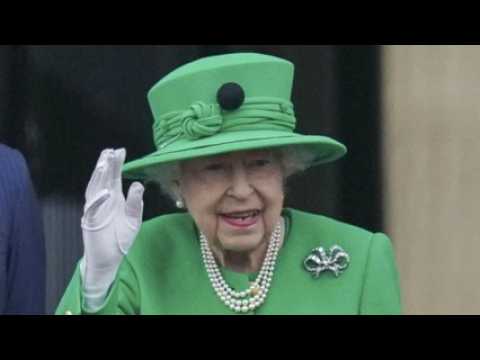 VIDEO : Elisabeth II : cet appel qui a tout chang pendant le Jubil