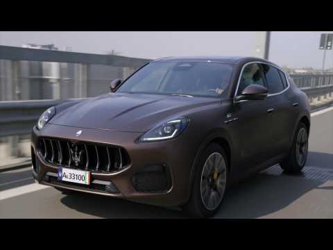 Maserati Grecale GT in Bronzo Opaco Driving Video