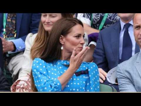 VIDEO : Kate Middleton : ce geste affectueux pour ses parents  Wimbledon