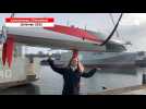 VIDEO. Le nouvel Imoca d'Élodie Bonafous mis à l'eau à Concarneau, sous les applaudissements