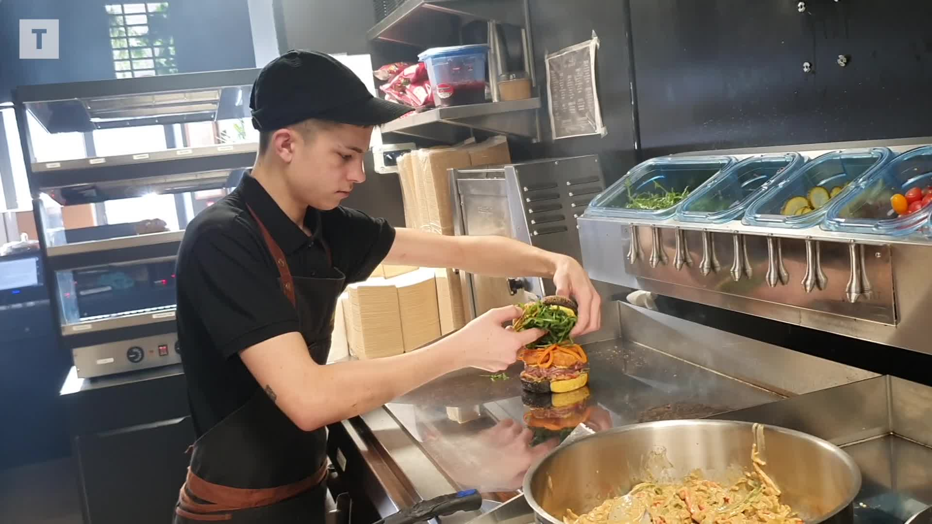 Apprenti à Châteaulin, Samuel en finale de la Coupe de France du Burger Jeune Talent [Vidéo]