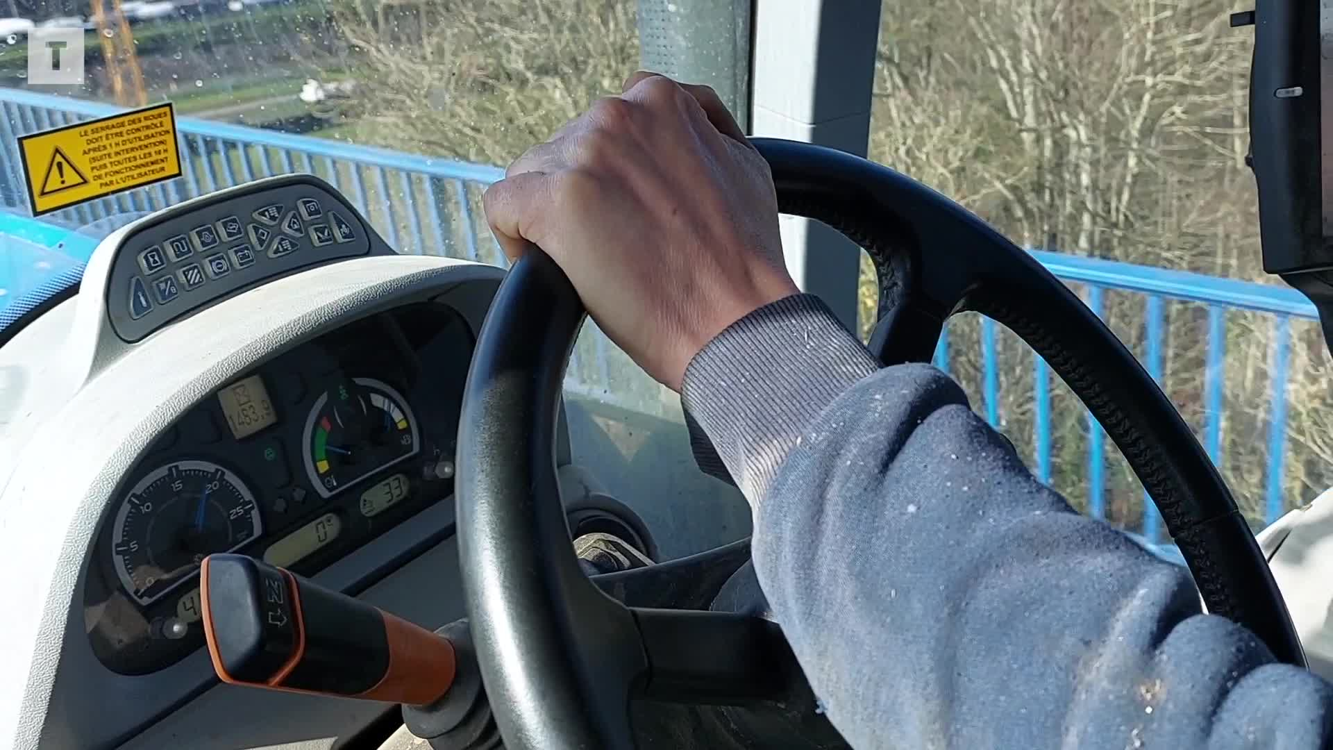Travaux à Morlaix : ces agriculteurs du Trégor demandent à pouvoir emprunter le pont routier de la RN12 [Vidéo]