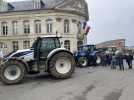 Saint-Venant : des agriculteurs investissent la mairie, mécontents de ne pas être consultés