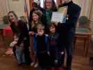 David Barage, papa de huit enfants, reçoit la médaille de l'enfance et de la famille, à Saint-Valery-sur-Somme, le 22 février 2025