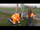 Environnement / Ramassage des déchets en bords de route en Indre-et-Loire