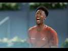 Gaël Monfils se qualifie pour le deuxième tour de Roland-Garros après une remontée spectaculaire