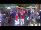 VIDÉO. Les supporters parisiens chantent en terrasse à Munich