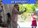 Cet auteur a écrit un livre avec ses chats, et ce n'est pas si loufoque ... Il explique sa démarche