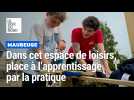 À Maubeuge, au placard les téléphones, les jeunes bricolent et créent leur espace de jeu