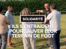Grâce à de l'entraide, ils sauvent leur terrain de foot d'une coulée de boue