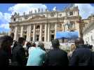 VIDÉO. Fumée noire au Vatican, pas encore de nouveau pape