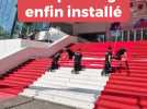 Le tapis rouge du festival de Cannes enfin installé