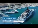Un yacht de luxe amarré sur le Vieux-Port de Marseille attire les passants