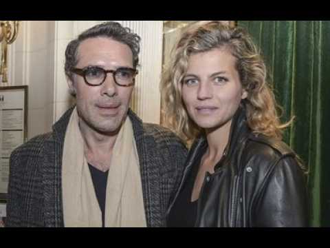 VIDEO : Nicolas Bedos vis par une humoriste,…