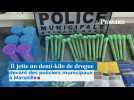 Il jette un demi-kilo de drogue devant des policiers municipaux à Marseille