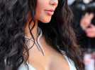 Nabilla sur le tapis rouge du Festival de Cannes malgré sa mésaventure vestimentaire