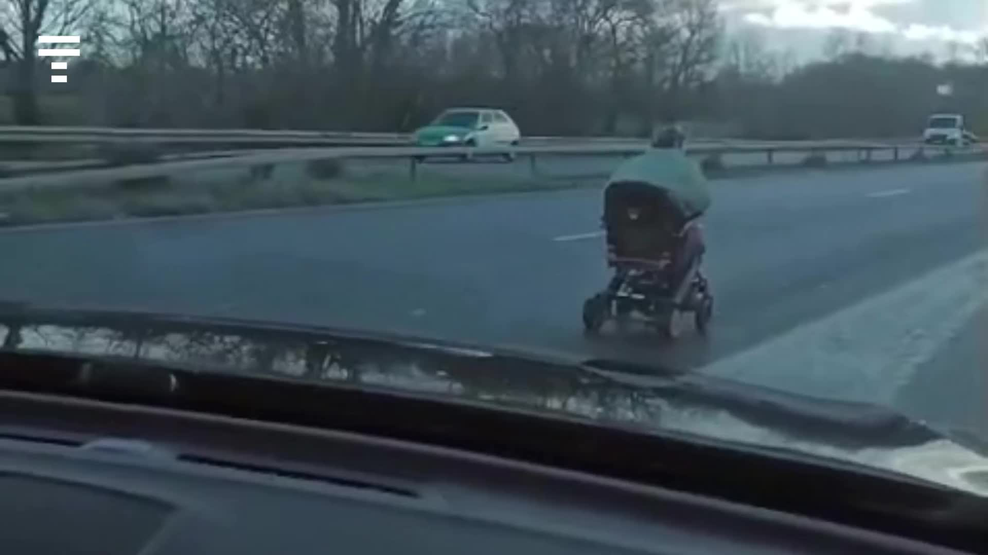 Elle s'engage en fauteuil roulant sur la quatre-voies près de Brest, un drame évité de justesse [Vidéo]