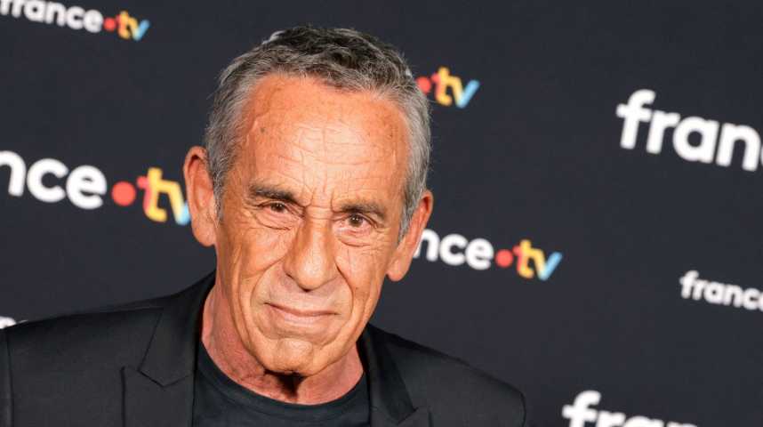 Thierry Ardisson en pleurs en évoquant son père devant Nicolas Demorand sur France Inter