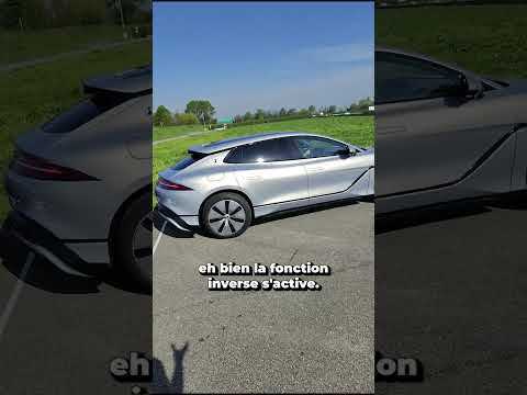 Fini la galère des créneaux, cette voiture le fait pour vous ! #voiture  #shorts   #autonome