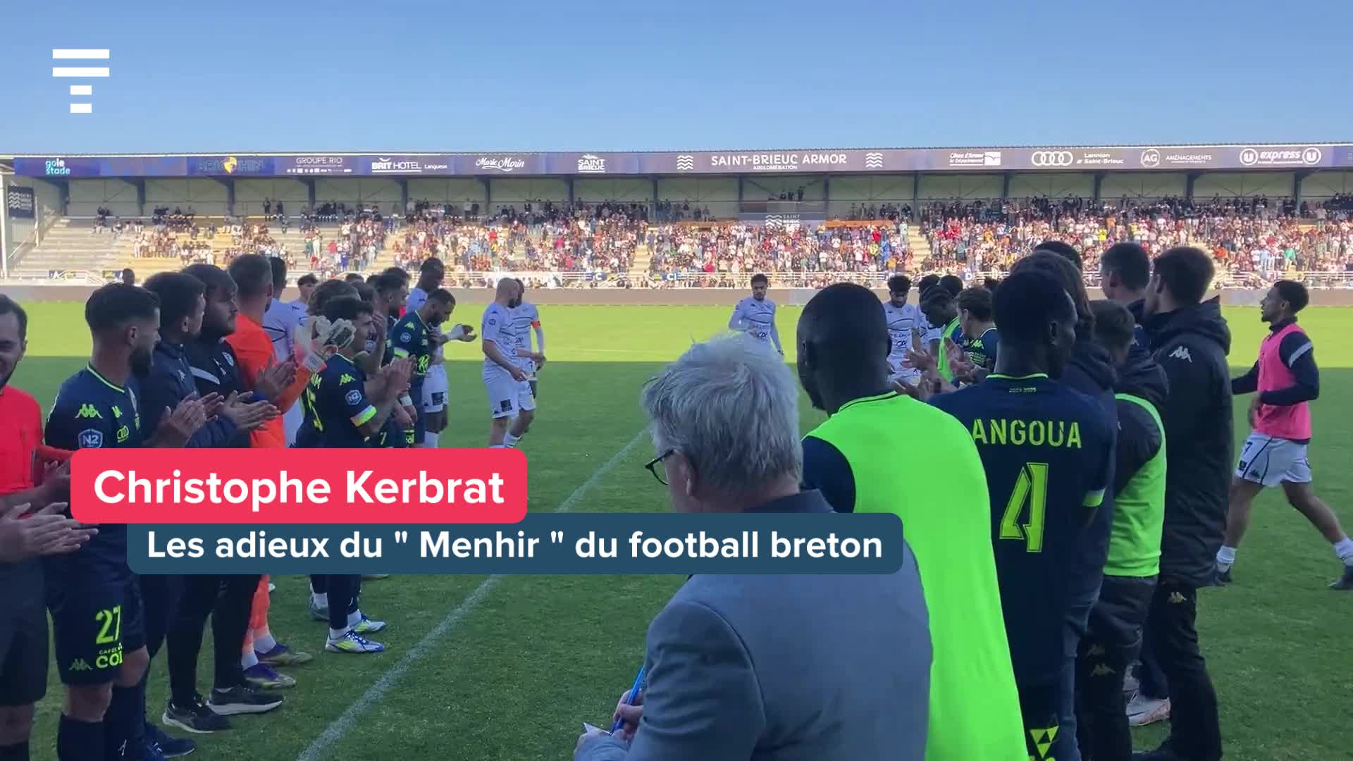 Des larmes, un maillot et une haie d'honneur : la sortie réussie de Christophe Kerbrat pour le dernier match de sa carrière avec le Stade Briochin