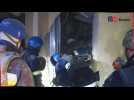 Ukraine : sauveteurs sur le site d'une frappe russe à Zaporijjia, faisant deux morts