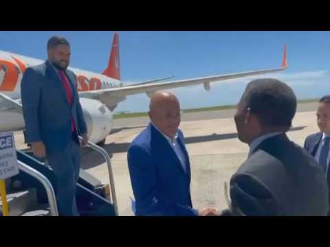 Venezuela's government delegation arrives in Barbados for talks with opposition