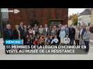 55 membres de la Légion d'honneur en visite au musée de la Résistance avec des écoliers