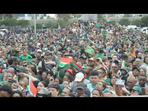 Thousands gather in Cape Town to celebrate Springboks Rugby World Cup win
