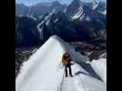 Lucas Van Den Hende a grimpé le Lobuche Peak, un sommet de l'Himalaya qui culmine à 6 119m d'altitude