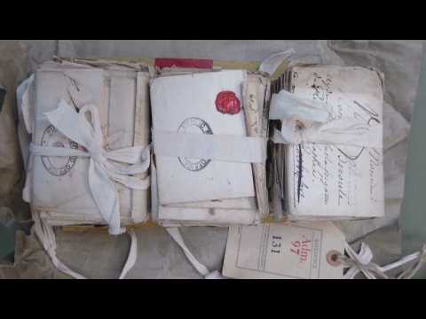 200 year-old French love letters opened for the first time