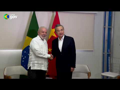 Brazil's Lula receives China's foreign minister