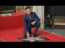 L'acteur américain Zac Efron obtient son étoile à Hollywood