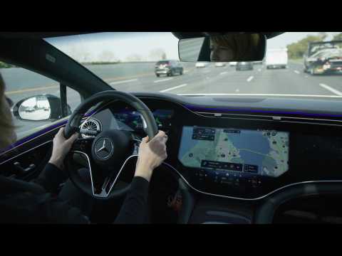 Mercedes-Benz Automated Driving - Active Lane Change Assist with Automatic Lane Change