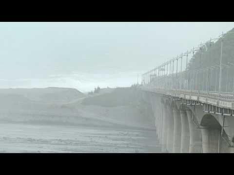 Waves hitting coast as typhoon Koinu expected to make landfall in Taiwan