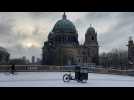 First snowfall of the winter turns Berlin's streets white