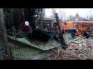 Tempête Ciaran : la cloture d'une maison à Guînes cassé après la chute d'un arbre
