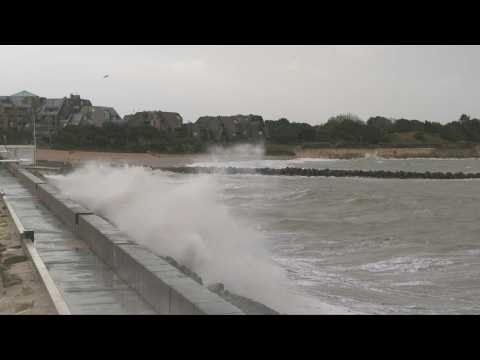 Storm Ciaran: wind and heavy swell in La Rochelle