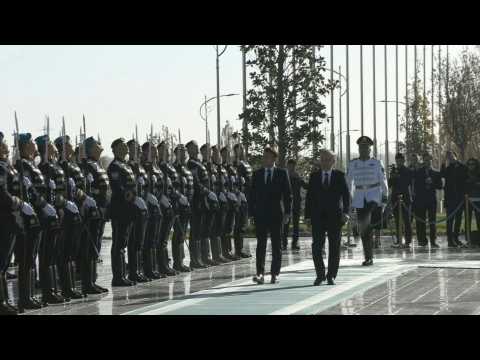 Uzbekistan: Emmanuel Macron welcomed to Samarkand
